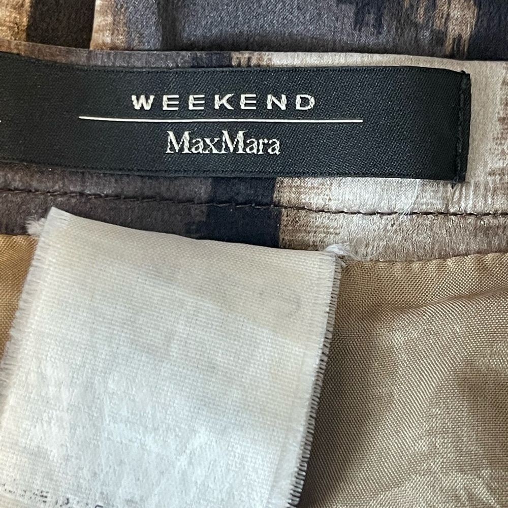 Weekend MaxMara Beige and Black Leopard-Print Short Skirt, 100% Silk, US 6 - Picture 11 of 15